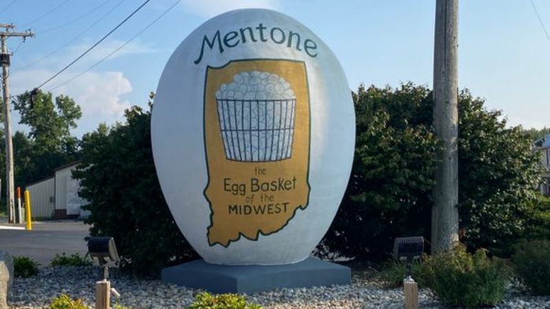 Giant Egg of Mentone - Mentone