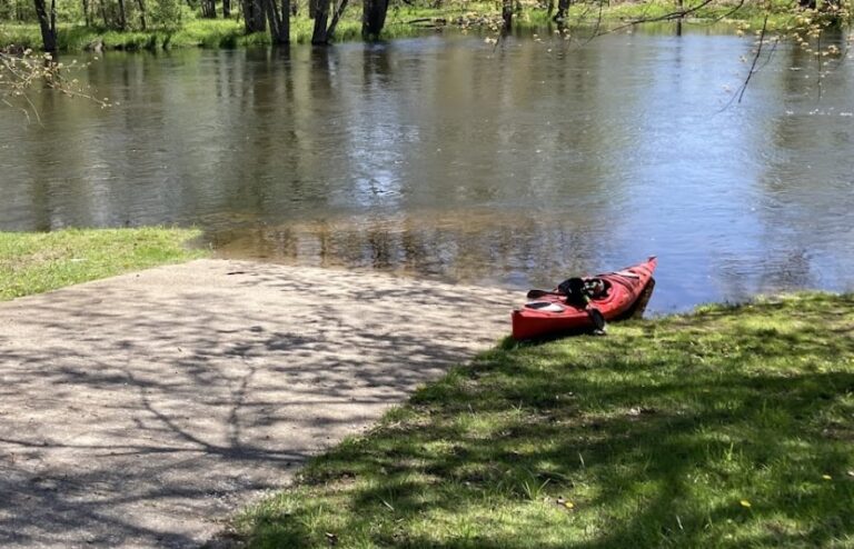 Kayak on the bank of the Tippecanoe River